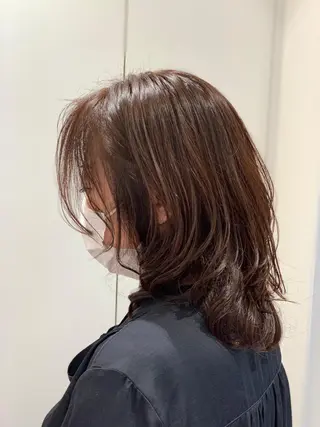 セミロング カラー 飯田 真澄のヘアスタイル