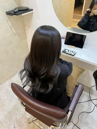 ロング 【髪質改善 艶髪】 布川 莉穂のヘアスタイル