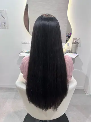 ロング 🩶艶感ハイトーン/ 池袋/mei🩶のヘアスタイル