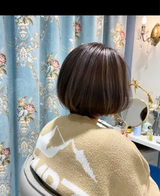 ショート カラー MASUMI／ 川西能勢口LUMIAのヘアスタイル