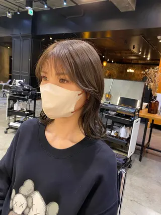 セミロング カラー 透明感カラー🌿 グレージュ🐺陽介のヘアスタイル