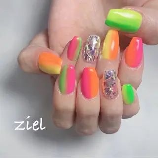 ネイル ziel _nailのネイルデザイン