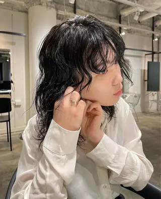 ミディアム パーマ 佐藤 永夏のヘアスタイル