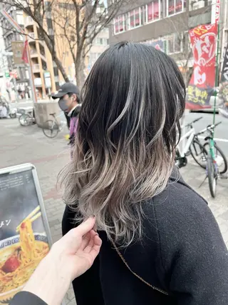 カラー SALOWIN栄 高須大貴のヘアスタイル