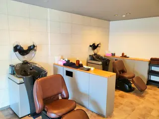 髪質改善カラーズ カフェプラスのヘアスタイル