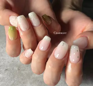 ネイル Minako 【Charmant】のネイルデザイン