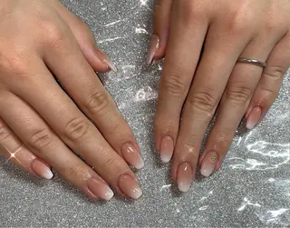 ネイル VIERU 🌈🎀💖のネイルデザイン