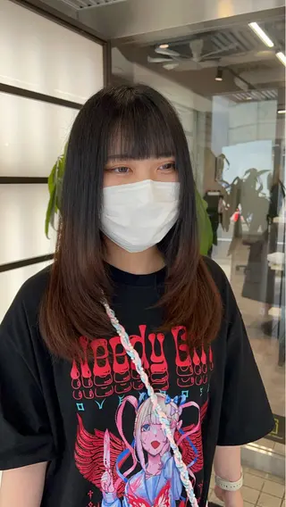 セミロング 🌞レイヤー×カラー 前川那津美🌞のヘアスタイル