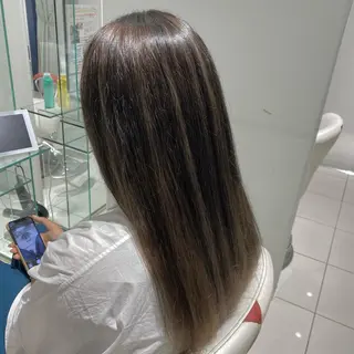 カラー stylist 🐶内藤 成香のヘアスタイル