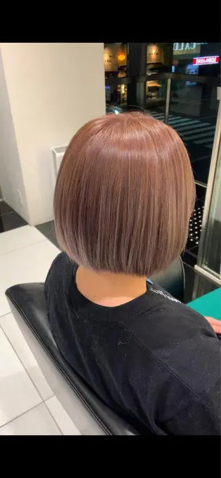 カラー 小潟 千尋のヘアスタイル