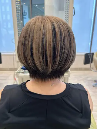 ショート カラー 中川 拓弥のヘアスタイル