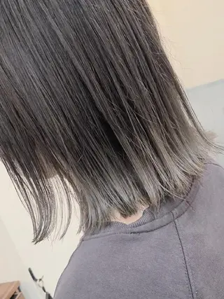 ショート カラー ブリーチカラー🌈 嘉名 真樹のヘアスタイル