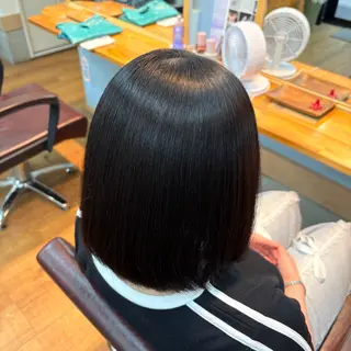 ショート カラー 髙木 優人のヘアスタイル