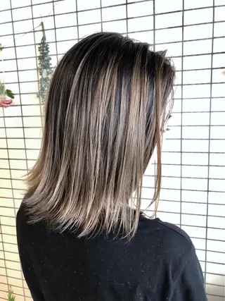 セミロング カラー 鈴木 マサアキのヘアスタイル
