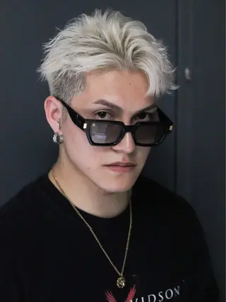 ショート カラー メンズ パーマ職人🔥／短髪 執行役員／YUTAのヘアスタイル