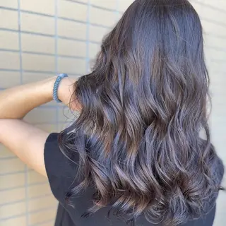 ロング 坂野 結子のヘアスタイル