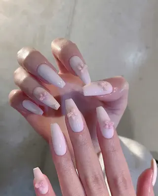 ネイル Lyna 池袋のネイルデザイン