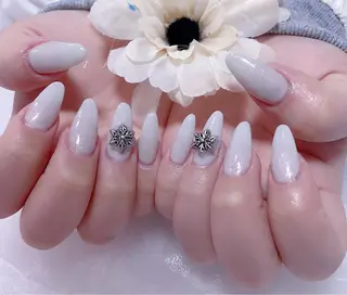 ネイル VIVIAN リサのネイルデザイン