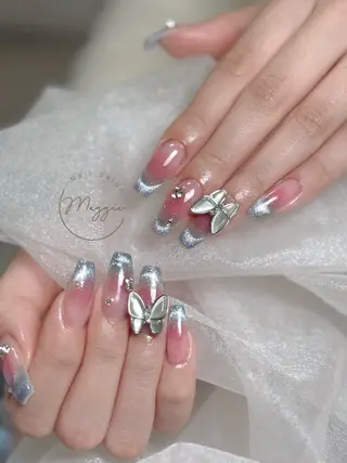 ネイル Maggie Nail🦩のネイルデザイン