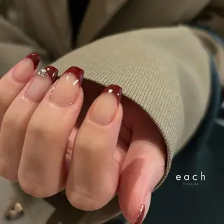 ネイル each Hibikiのネイルデザイン