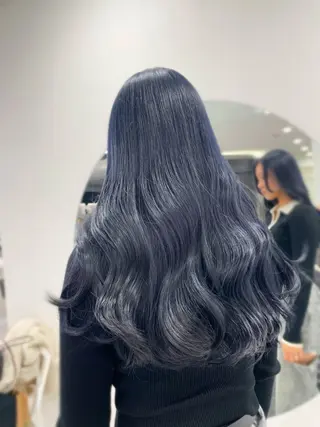 カラー 🤍ハイトーン寒色 🤍MADOKAのヘアスタイル