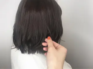 ミディアム カラー 【Uneユヌ】菊地 春那のヘアスタイル