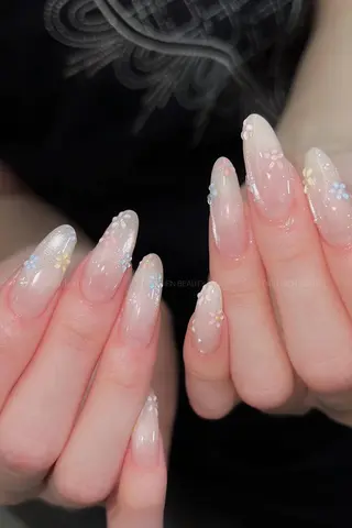 ネイル チップ長さ出し 専門店のネイルデザイン
