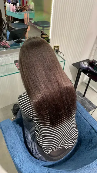 ロング カラー Boxmico. / カカズ コトネのヘアスタイル