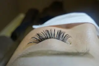 マツエク・マツパ アイデザイナー 山下の眉毛・アイブロウイメージ