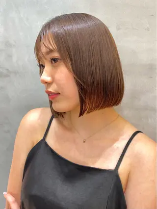 ショート カラー レイヤーカット /透明感カラー西田のヘアスタイル