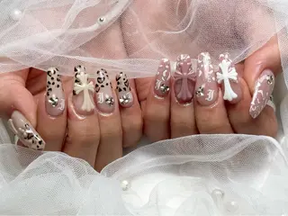 ネイル Roi〈ロワ〉 Minakoのネイルデザイン