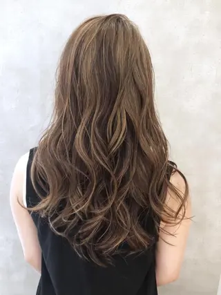 セミロング カラー MOU namba ムウナンバのヘアスタイル