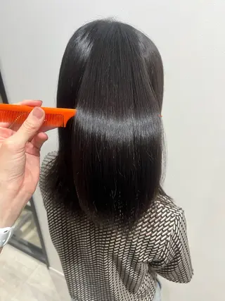 ミディアム パーマ 🫧ぷる艶カラー🫧 Yuubi🦩のヘアスタイル