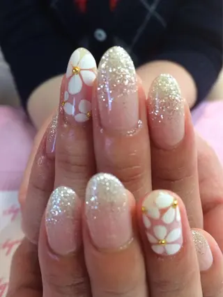 ネイル アクア ライズのネイルデザイン