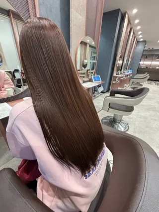 ロング カラー 佐々木 麻純のヘアスタイル