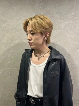 メンズ 新宿 韓国 シャドウパーマ 志龍のヘアスタイル