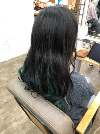 ロング カラー カノエ 松江学園店のヘアスタイル