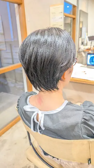 ショート 【女性限定】 しおりのヘアスタイル
