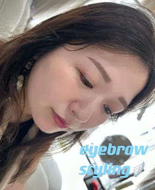 アイブロウ 似合わせ ワンホン 束感まつ毛 西本町のマツエク・マツパデザイン