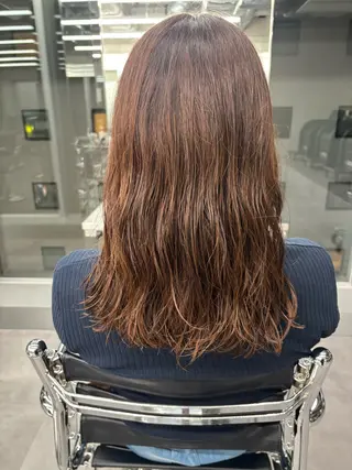 ロング パーマ 佐藤 莉子のヘアスタイル