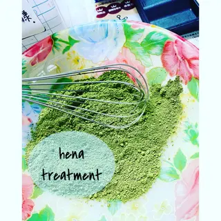 ﾋﾞｭｰﾃｨ オレンジのマツエク・マツパデザイン