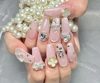 ネイル Momo 🤍のネイルデザイン