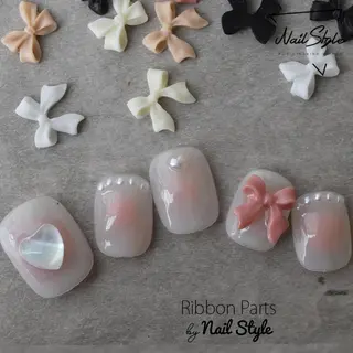 ショート ネイル カラー Aayley アイリ―サロンのネイルデザイン