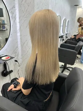 カラー ⋆✦ Leon カット¥1100のヘアスタイル