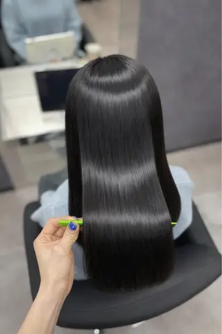 ロング CYNTHIADUE 店長| IRISUのヘアスタイル