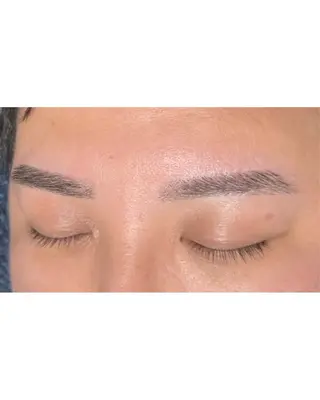 アイブロウ 【韓国ヘア🇰🇷】 마미(MAMI)♀️のヘアスタイル