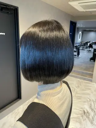 ショート カラー さと ちはるのヘアスタイル