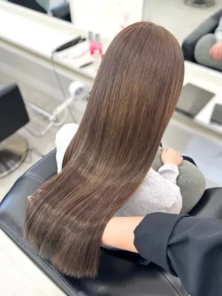 ロング カラー ParveMix 楠本結菜のヘアスタイル