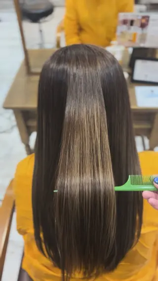 ミディアム 髪質改善カラー🌟/ GODAIのヘアスタイル