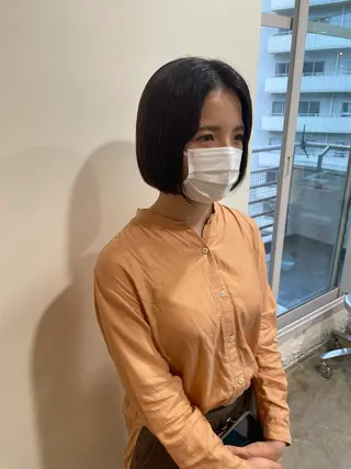 ショート カラー MIOベージュカラー 柔らかいカラーのヘアスタイル